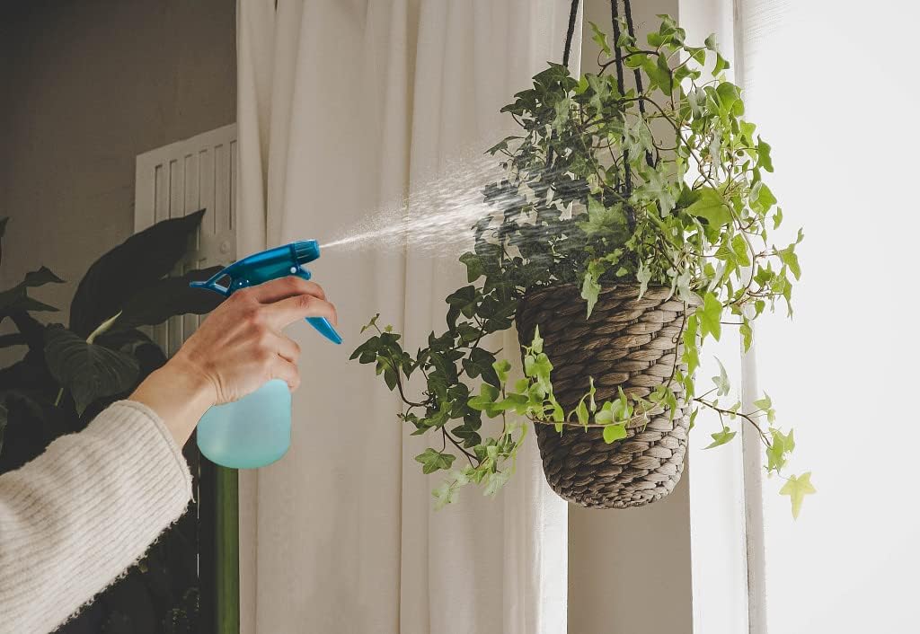 250ml Portable Spray Bottle – Adjustable Nozzle Multipurpose Mini Sprayer